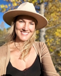 Yesim Saldivia, licensed professional counselor