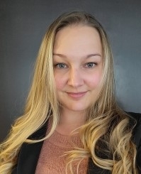 Alyssa Mullen, licensed clinical social worker