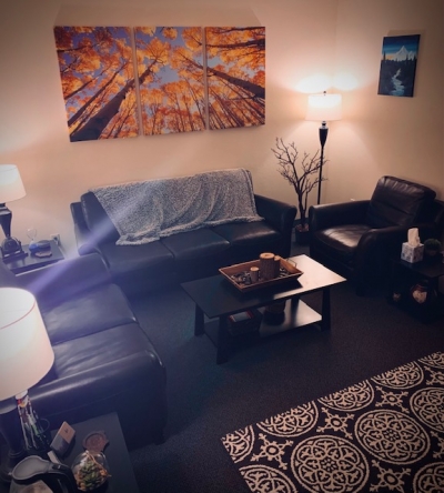 Kindred Counseling reception area with sofa and comfortable chairs